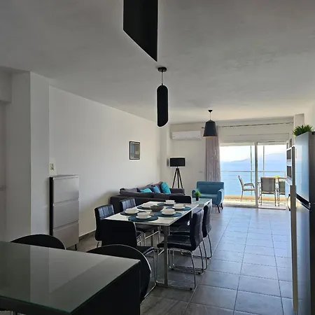 Wonderful View Apartment Sarande